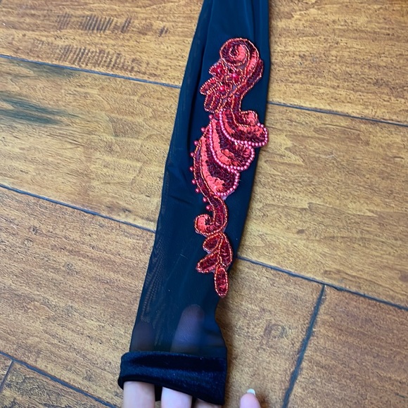 Details Dancewear custom black/red leotard size CXL. Never worn - Picture 7 of 9